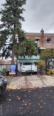 954 E 212th Street, Bronx, NY 10469
