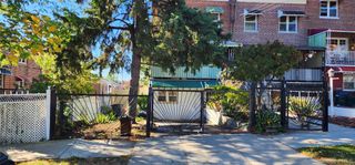 954 E 212th Street, Bronx, NY 10469