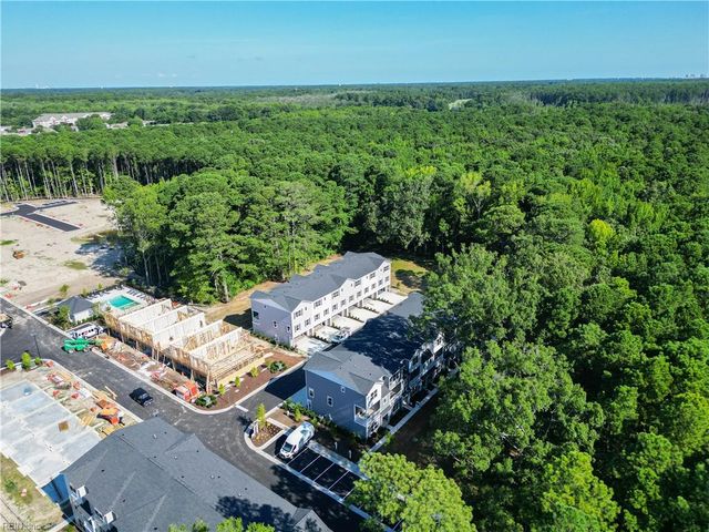 607 Jaden WAY # 3, Virginia Beach, VA 23454