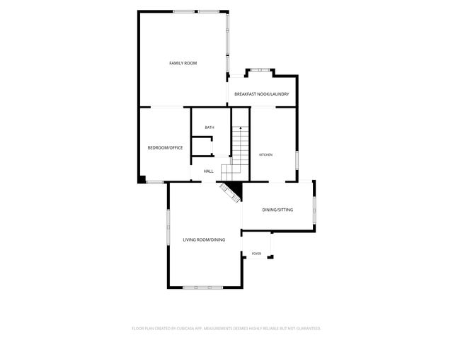 636 N Crestway St, Wichita, KS 67208