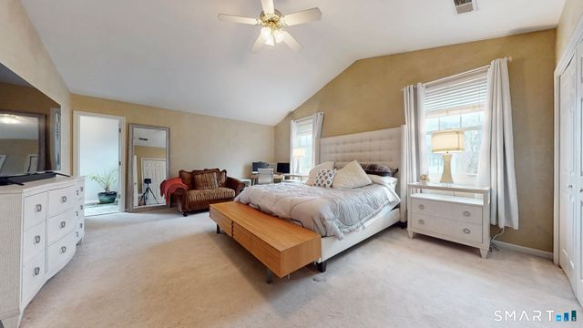 18 Amber Lane, Milford, CT 06460