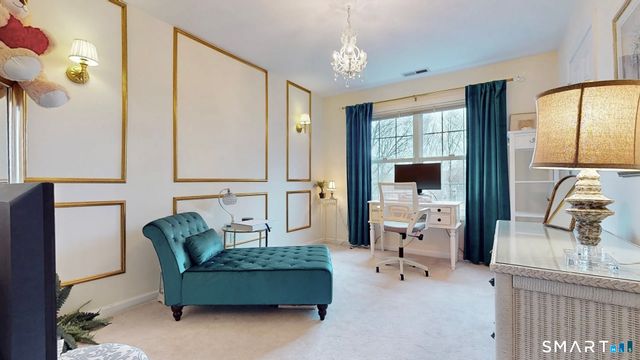 18 Amber Lane, Milford, CT 06460