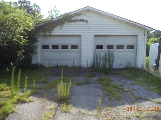 1374 Circle Drive, China Grove, NC 28023
