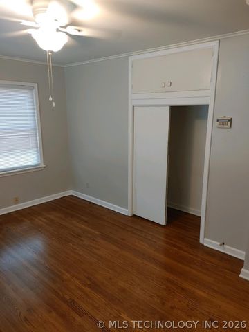 5250 S St Louis Avenue, Tulsa, OK 74105