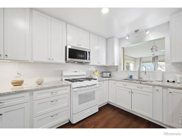 2011 Abeyta Court, Loveland, CO 80538