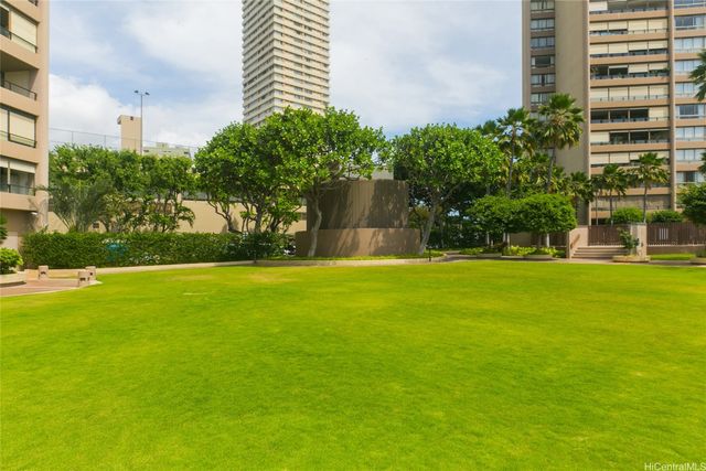 583 Kamoku Street DH1001, Honolulu, HI 96826