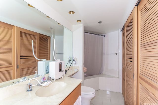 583 Kamoku Street DH1001, Honolulu, HI 96826