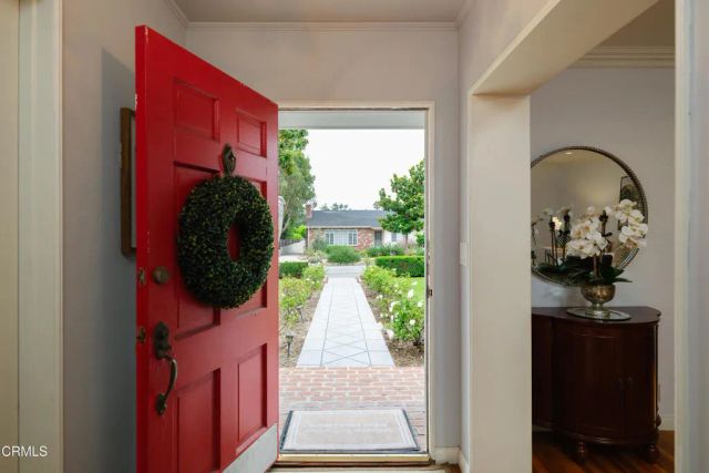 2067 E Woodlyn Road, Pasadena, CA 91104