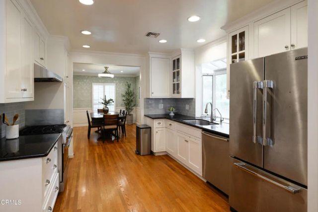 2067 E Woodlyn Road, Pasadena, CA 91104