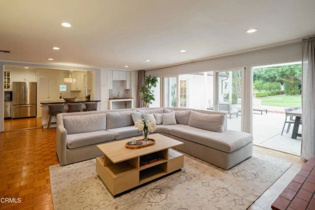 2067 E Woodlyn Road, Pasadena, CA 91104