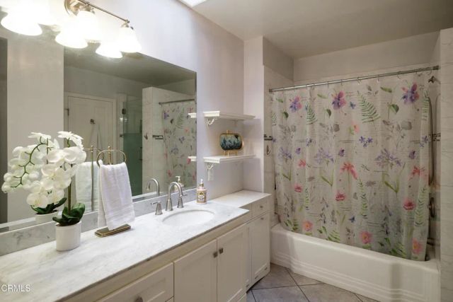 2067 E Woodlyn Road, Pasadena, CA 91104