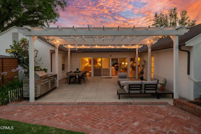 2067 E Woodlyn Road, Pasadena, CA 91104