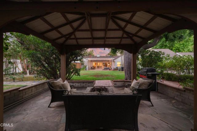 2067 E Woodlyn Road, Pasadena, CA 91104