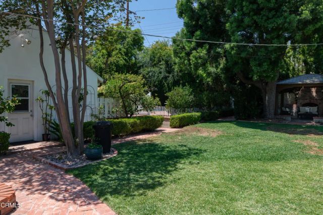 2067 E Woodlyn Road, Pasadena, CA 91104