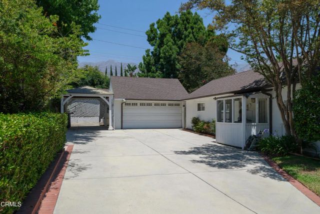 2067 E Woodlyn Road, Pasadena, CA 91104