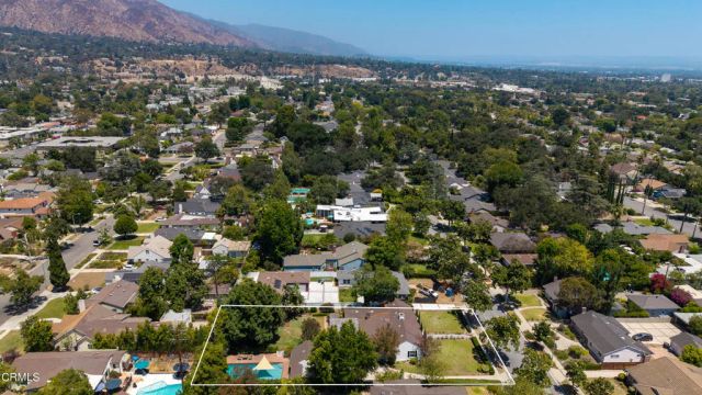 2067 E Woodlyn Road, Pasadena, CA 91104