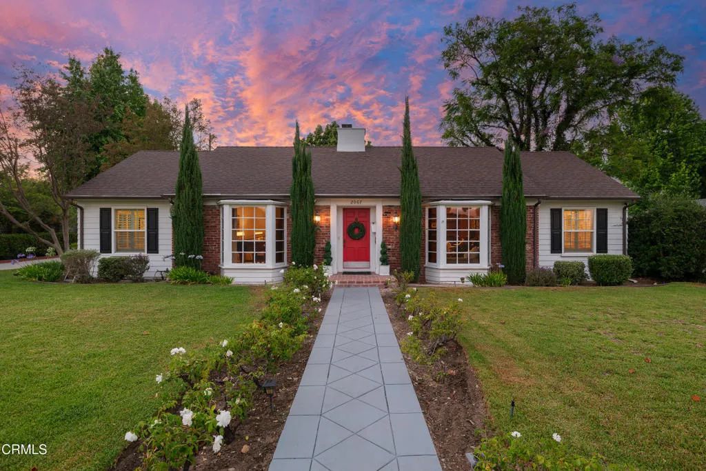 2067 E Woodlyn Road, Pasadena, CA 91104