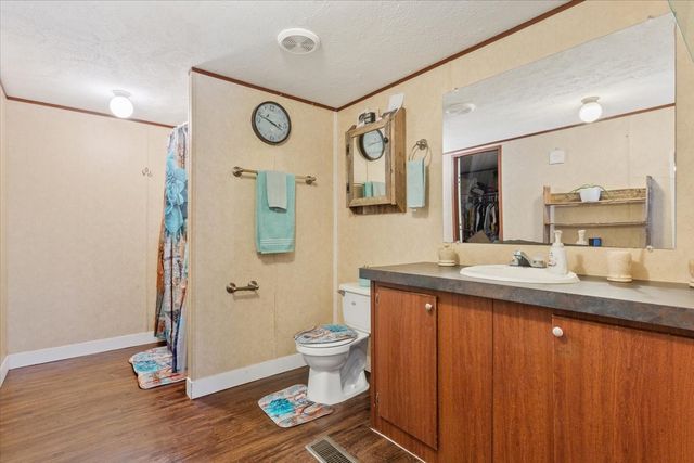 247 N Lake Street, Axtell, TX 76624