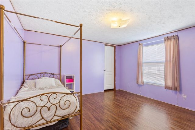 247 N Lake Street, Axtell, TX 76624