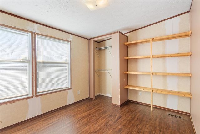 247 N Lake Street, Axtell, TX 76624