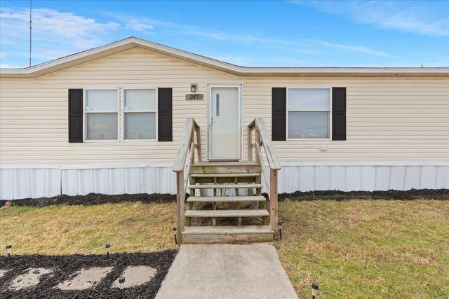 247 N Lake Street, Axtell, TX 76624