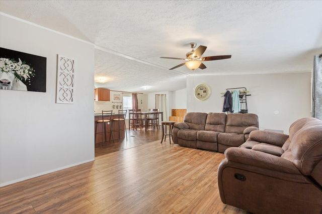 247 N Lake Street, Axtell, TX 76624