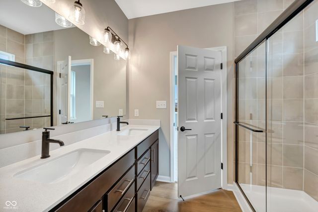 4077 Murray Drive, Mccordsville, IN 46055