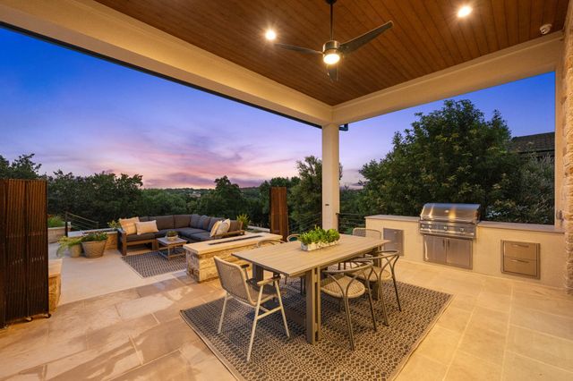 8312 Carranzo DR, Austin, TX 78735