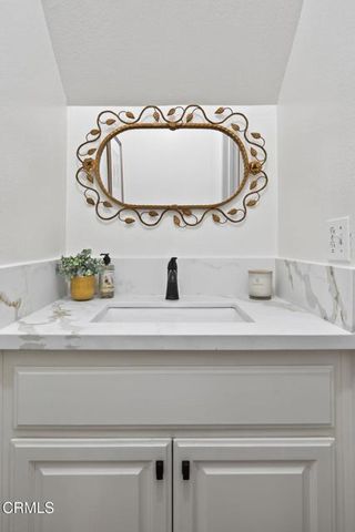 1320 San Simeon Court 4, Ventura, CA 93003