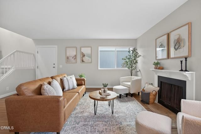 1320 San Simeon Court 4, Ventura, CA 93003