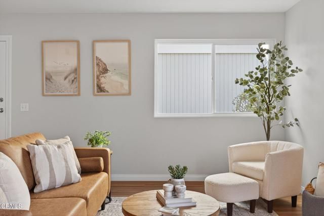 1320 San Simeon Court 4, Ventura, CA 93003