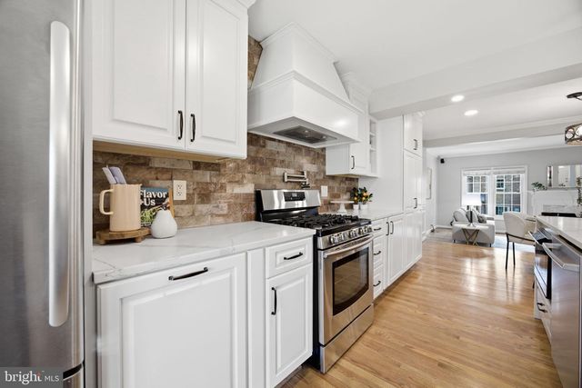 428 N PARK DR, Arlington, VA 22203