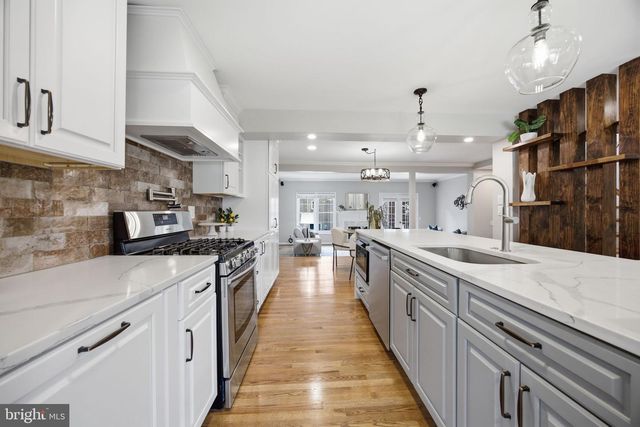 428 N PARK DR, Arlington, VA 22203