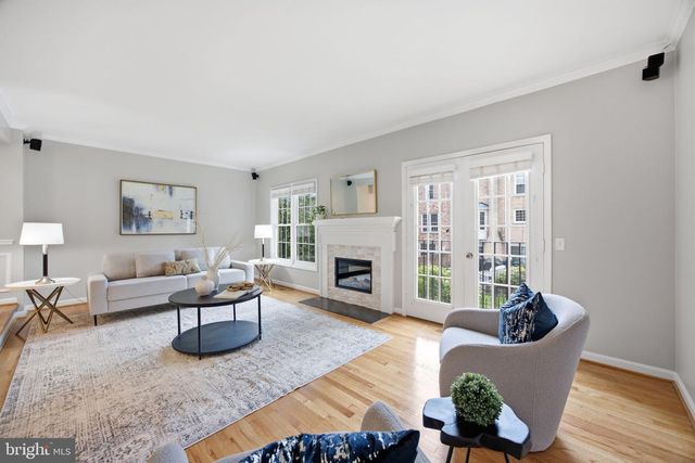 428 N PARK DR, Arlington, VA 22203