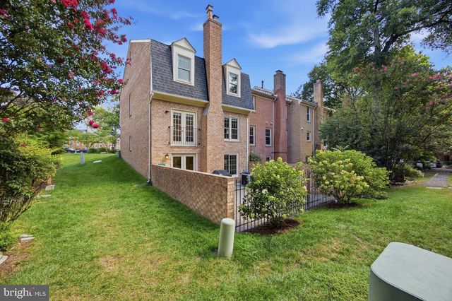 428 N PARK DR, Arlington, VA 22203