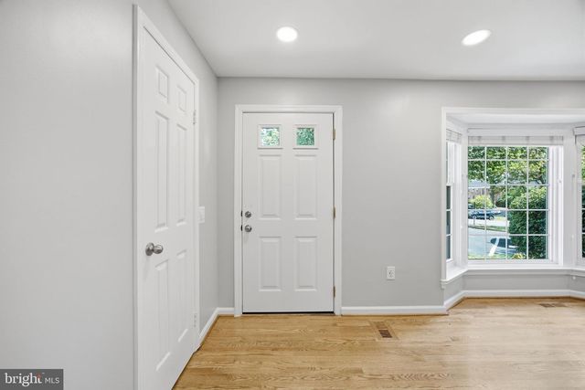 428 N PARK DR, Arlington, VA 22203