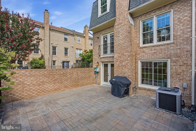 428 N PARK DR, Arlington, VA 22203