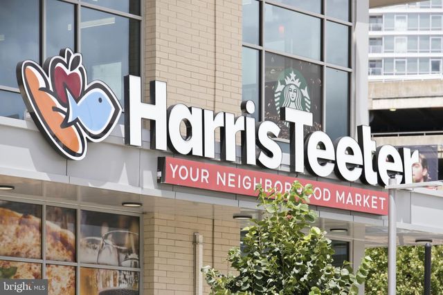 428 N PARK DR, Arlington, VA 22203