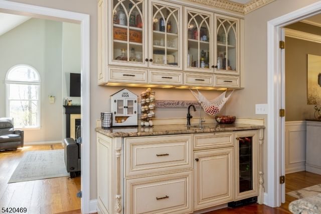 122 Forest Dr, Lebanon Twp., NJ 08826
