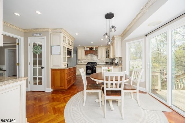 122 Forest Dr, Lebanon Twp., NJ 08826