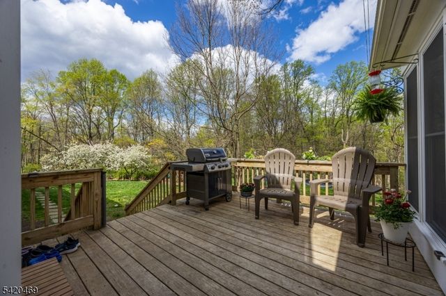 122 Forest Dr, Lebanon Twp., NJ 08826