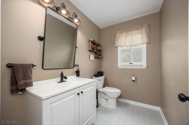 122 Forest Dr, Lebanon Twp., NJ 08826