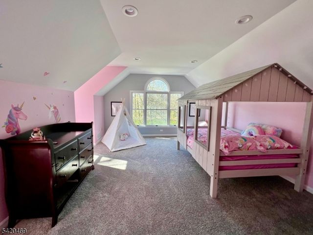 122 Forest Dr, Lebanon Twp., NJ 08826