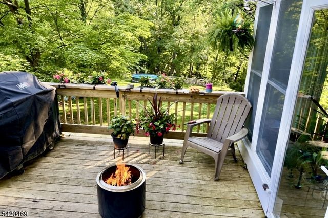 122 Forest Dr, Lebanon Twp., NJ 08826
