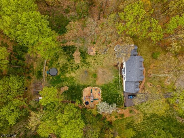 122 Forest Dr, Lebanon Twp., NJ 08826