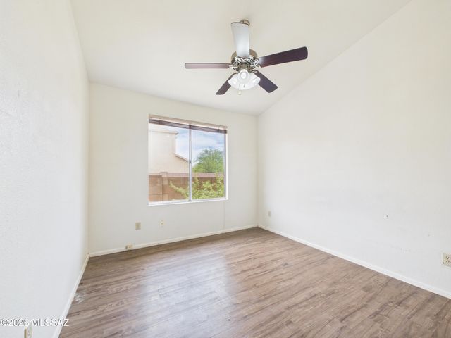 2550 W Blaine Court, Tucson, AZ 85745