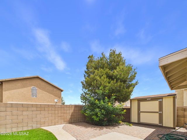 2550 W Blaine Court, Tucson, AZ 85745