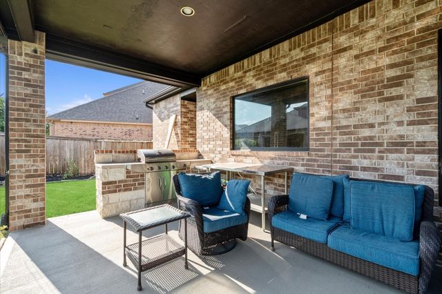 18703 S Bee Cave Springs Circle, Cypress, TX 77433