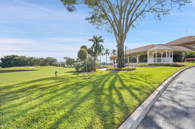 22573 Esplanada Drive, Boca Raton, FL 33433