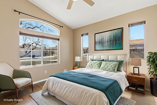 6035 Stargazer Avenue NW, Albuquerque, NM 87114